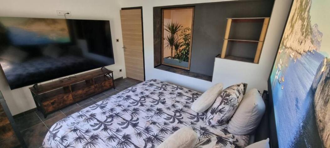 Reves De Vie, Appartement Vue Mer, Grande Piscine Privee , Spa Privatif Cassis Kültér fotó